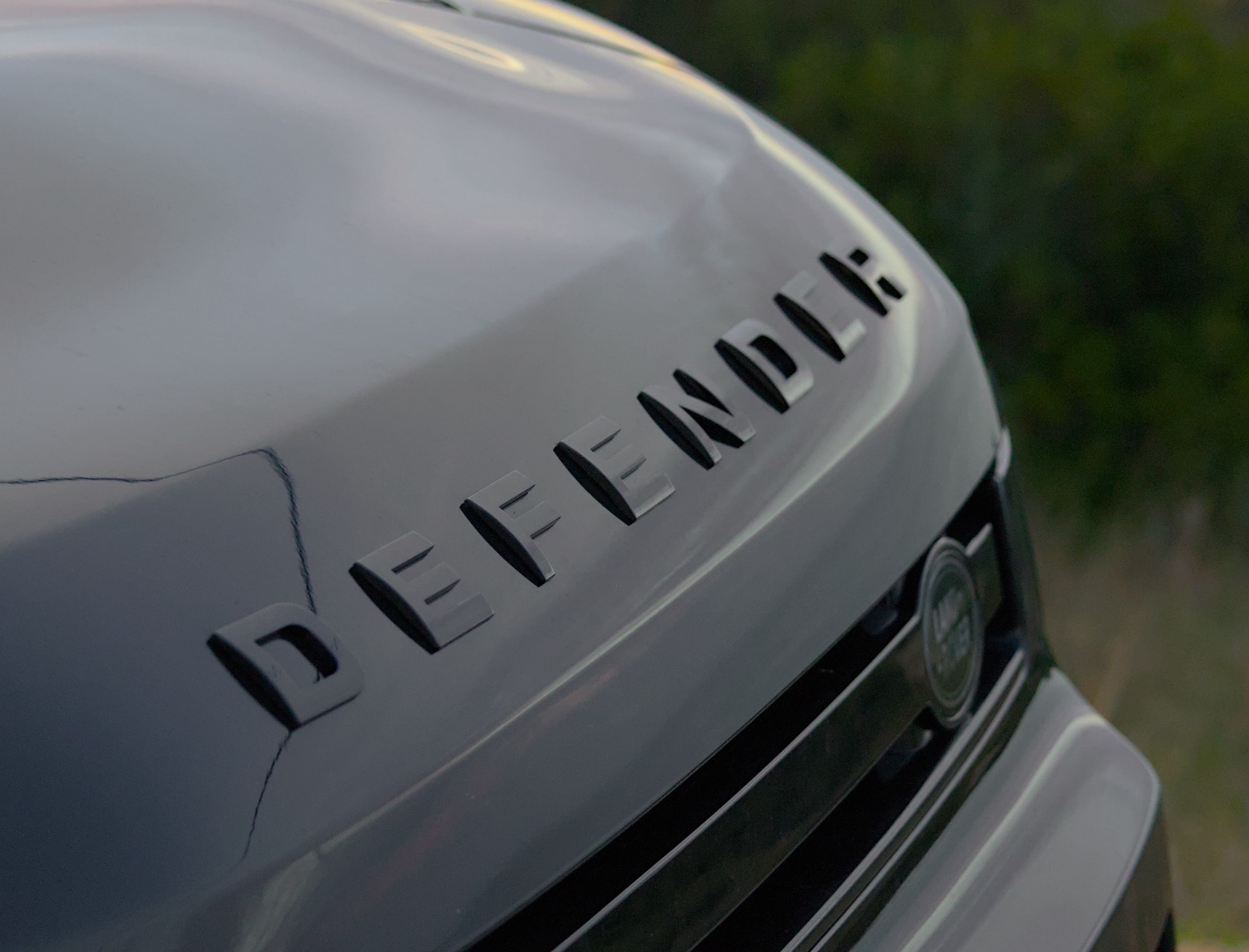 Land Rover Defender 90 exterior