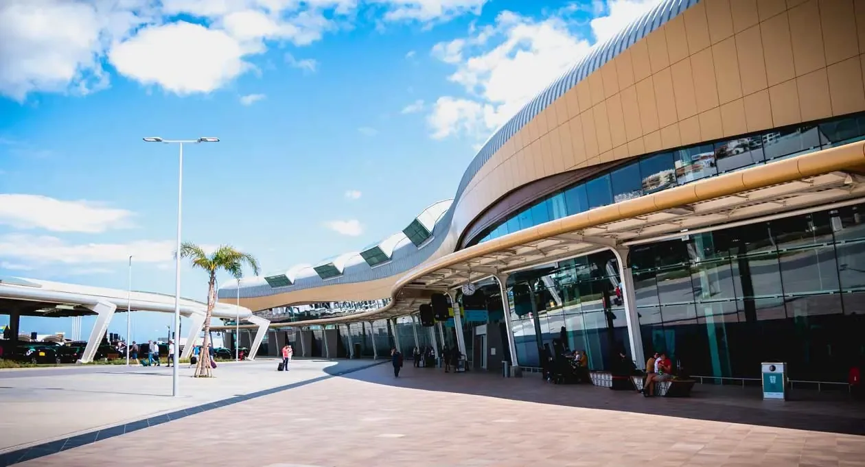 blog post faro airport img